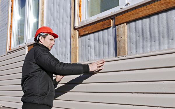 Cost of Vinyl Cladding Repair in Rockville