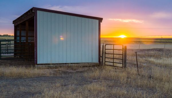 Cost of Pole Building Siding Service in Rockville